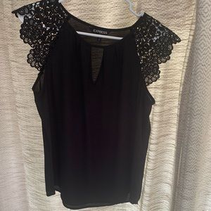 NWOT Express - lace capped sleeves with keyhole top - medium